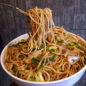 Hakka Noodles Veggie